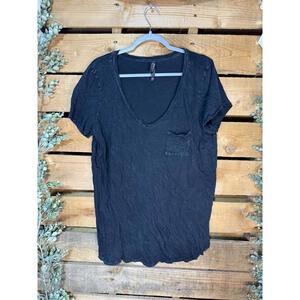 Torid Black V-Neck Short Sleeve T-Shirt Size 1